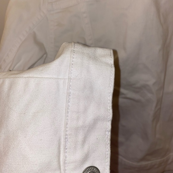 GAP women’s white cropped denim jacket - Picture 7 of 7